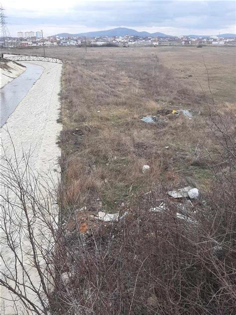 80,000 € Sol82403 SHITET 2000M2 TOKE PEMTORE <b>NE</b> LINZE 150 RRENJE ULLINJ +100 RRENJE LAJTHI Linze, prane Chatau Fasel Tirana, Albania 2000 m 2. . Tok ne shitje drenas